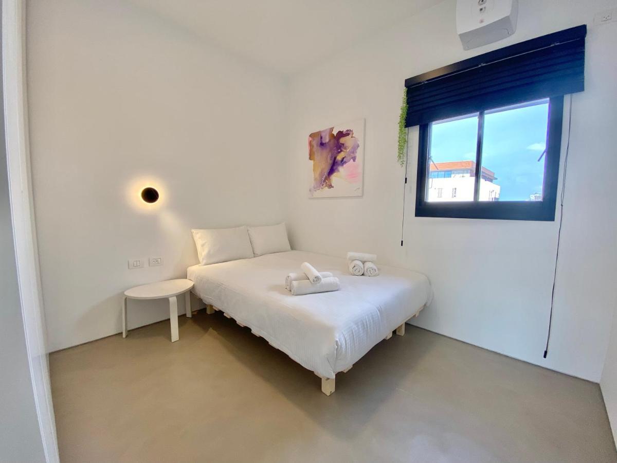 12 Shimon Hatzadik - By Beach Apartments Tlv Tel-Aviv Extérieur photo